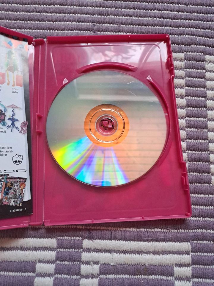 Monster High Dvd "Scaries Monsterstadt der Mode" in Clenze