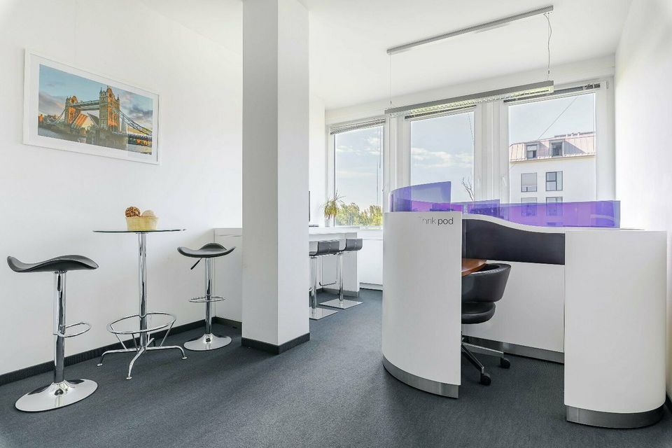 Privater Büroraum für 1 Person in Regus Neue Messe Riem in München