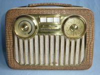 Akkord Pinguin M55 Kofferradio Radio Röhrenradio Röhre Oldtimer Nordrhein-Westfalen - Ostbevern Vorschau