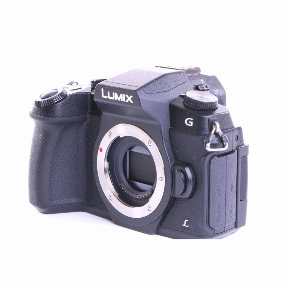 MIT GARANTIE. Panasonic Lumix DMC-G81 Systemkamera (Body) schwarz in Handewitt