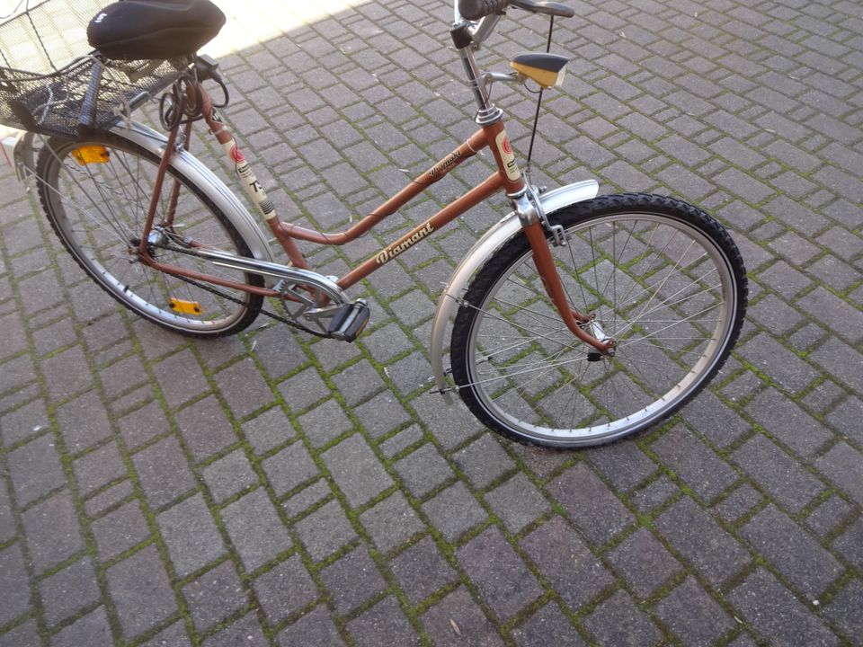 DDR Fahrrad Diamant 26er Damen in Teuchern