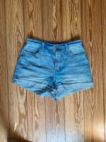 High Rise Mom Shorts Hotpants von Hollister, W30 Hamburg-Nord - Hamburg Fuhlsbüttel Vorschau