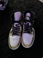 Jordan air 1 Mid Se Metallic Gold/Schwarz-Weiß Hessen - Weilmünster Vorschau