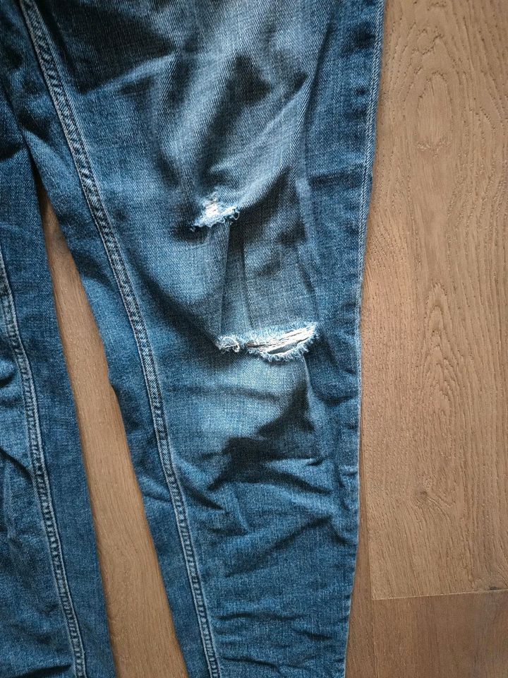 h&m Mama Umstandsmode Jeans Schwangerschaft 40 in Hamburg