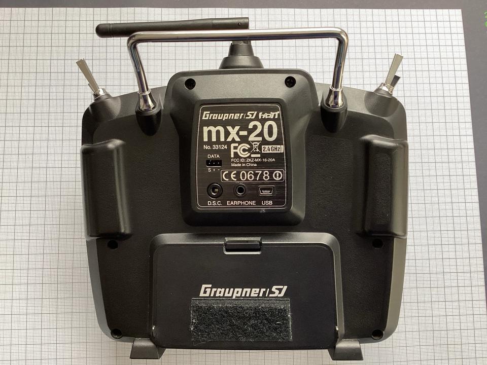 Graupner MX-20 2,4 GHz Hott Sender für GR-12 GR-16 neuwertig in Groß Kreutz