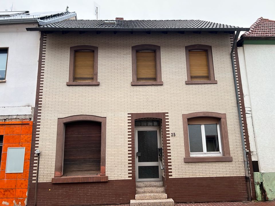 2 Häuser zu Verkaufen in Ramsen in Eisenberg 