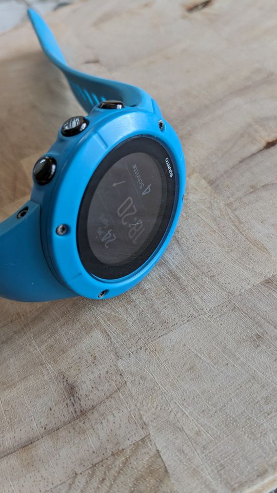 Suunto Spartan Trainer Wrist HR / Sportuhr in Mechernich