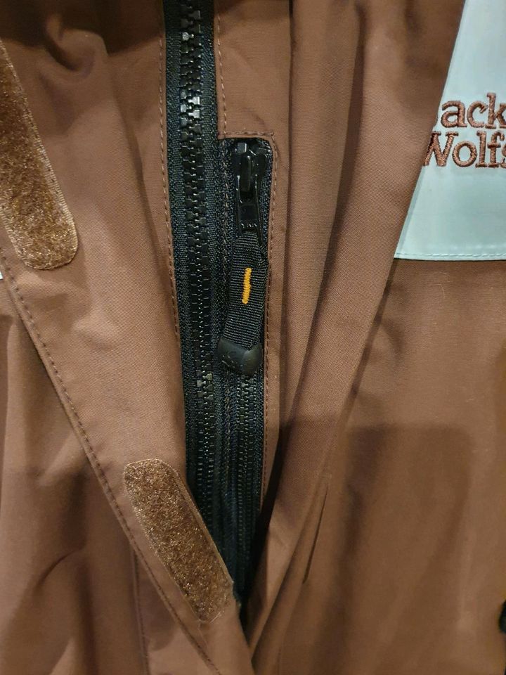 Jack Wolfskin 3-in-1 Jacke braun-türkis Gr. M/40 in Attendorn