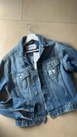 Neu mit Etikett * Calvin Klein Jeansjacke Gr.XS/S denim Jacke Hessen - Kassel Vorschau