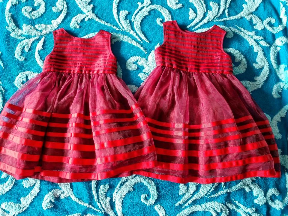 Wie NEU 2 Wunderschöne Prinzessin Kleid Gr.92,und Gr.98 in Pfalzgrafenweiler