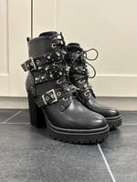 Stiefeletten schwarz Nieten 37 Bayern - Uehlfeld Vorschau