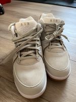 Nike air flight 89 beige Größe 42 Hessen - Michelstadt Vorschau