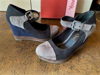Keil Pumps Plateau Wedges Riemchen Velours schwarz blau grau 38 Bayern - Amberg Vorschau