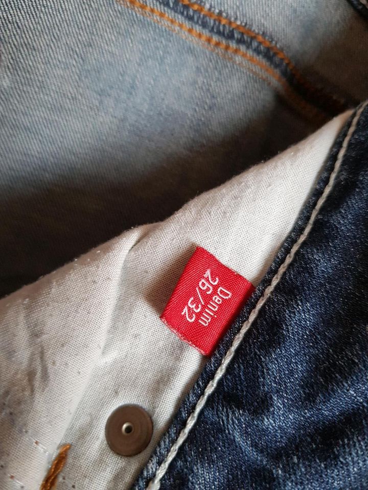 Esprit Jeans Five 28/32 in Wallerfangen