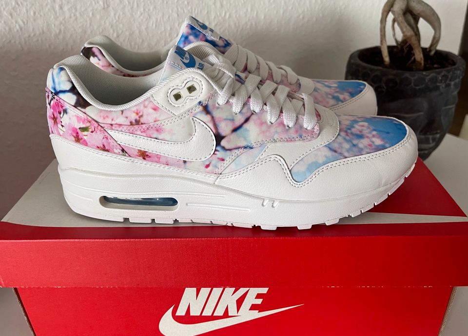 WMNS Air Max 1 Print White University Blue Cherry Blossom Schuhe in Baden Wurttemberg Remseck am Neckar kleinanzeigen