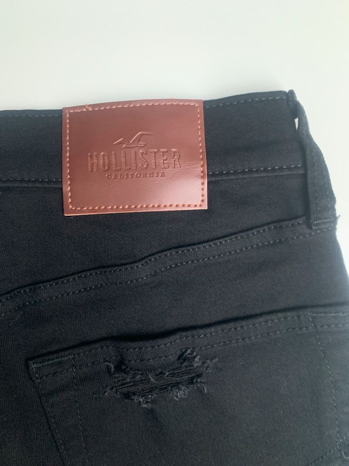 HOLLISTER - Shorts Jeans Herren (Größe: 30/32) (2x Stück) (Neu) in Ainring