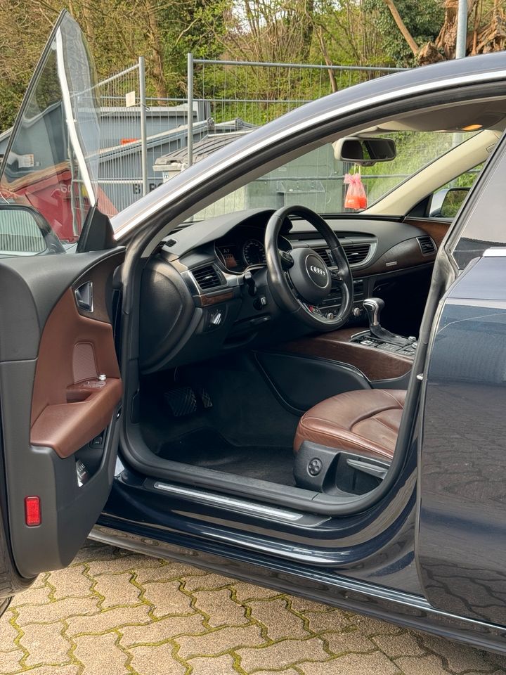 Audi a7 3.0tdi 1x sline Fahrwerk, 20zoll, gepflegter Zustand in Herford