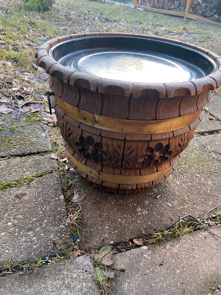 Schöner Blumentopf Untersetzer aus Holz Blumenkübel Topf Deko in Suhl