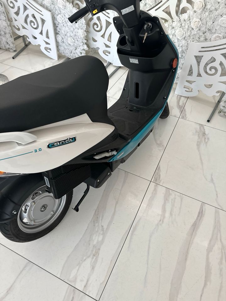 Kymco Candy 3.0 Elektroroller Motorroller Motorad Neuwertig in Oberhausen