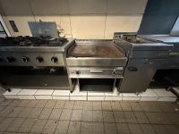 Gastroküchenzeile - Gasherd 6 Flammen mit Grill und Friteuse Nordrhein-Westfalen - Willich Vorschau