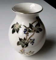 Zsolnay Hungary, Vase Jugendstil, handgemalt, neuwertig Berlin - Gatow Vorschau