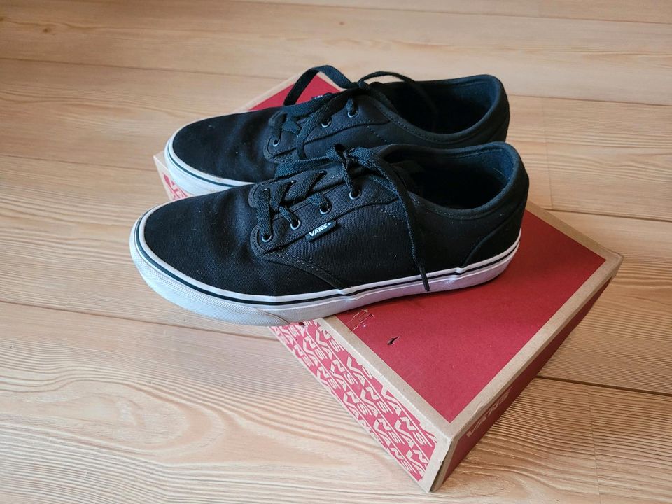 Neu Vans Doheny Sneaker Schuhe Gr. 39 schwarz in Braunschweig