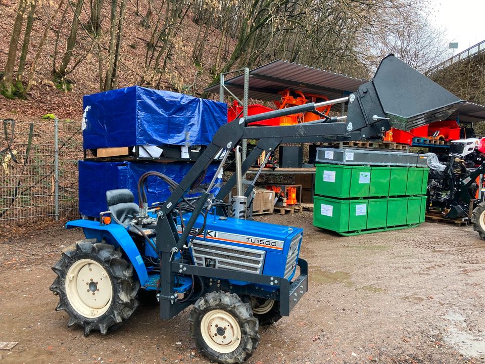 Frontlader Kleintraktor nachrüsten Lader Frontladerschwinge anbau in Gummersbach