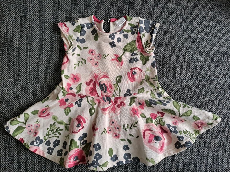 Babykleidung Gr.68 Pullover Strampler Kleid Jacken in Niederfrohna
