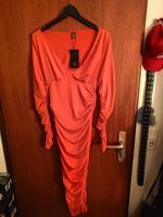 Shein Langarm Schlauch Stretch Kleid Gr. 38 Orange NEU Niedersachsen - Seesen Vorschau