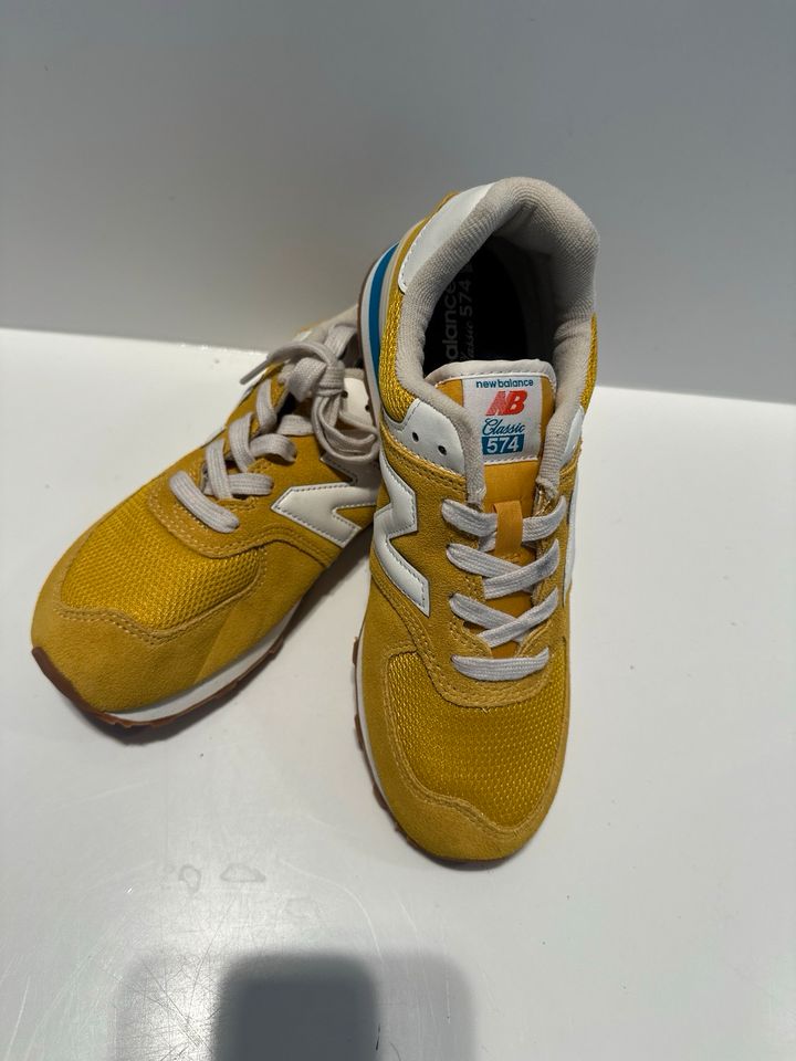 New Balance Sneaker gelb Turnschuh NEU 37,5 in Köln