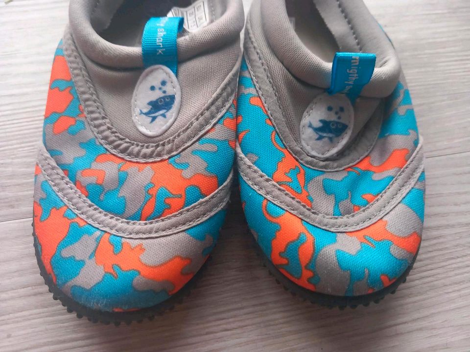 Kinder Badeschuhe,  Größe 25 in Mitteleschenbach