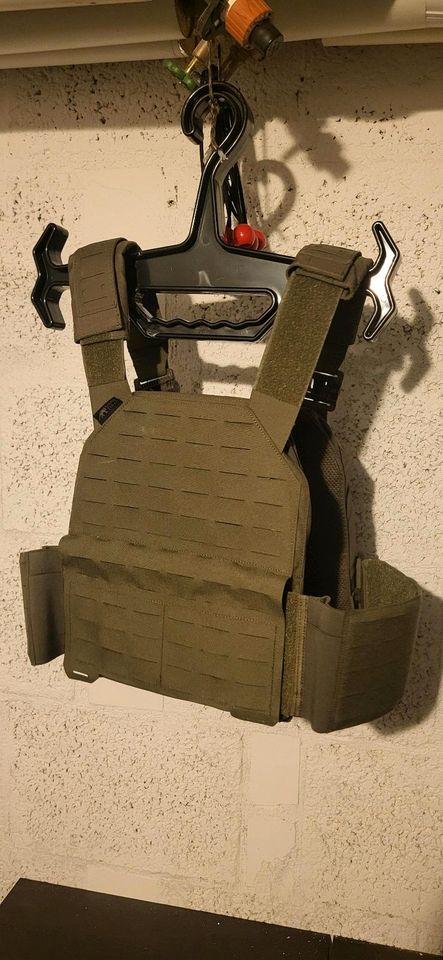 Tasmanian Tiger Plate Carrier QR , Plattenträger TT in Erfurt