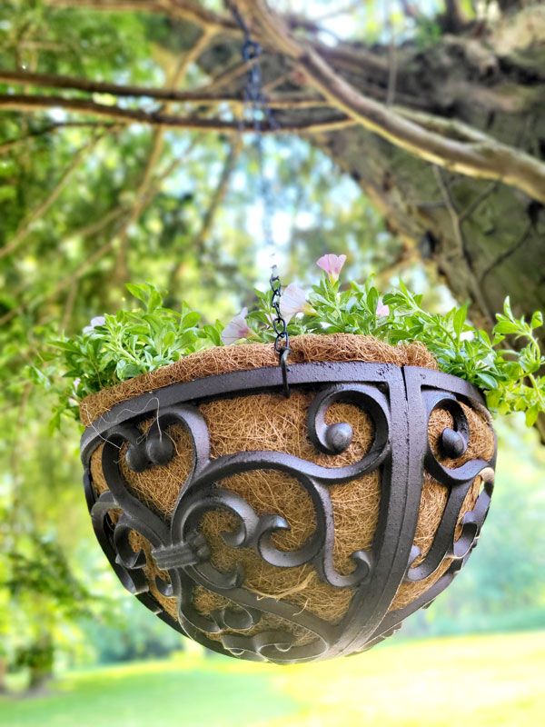 Blumenampel Pflanzampel Hängeampel Gusseisen Terrasse Gartendeko in Hanau