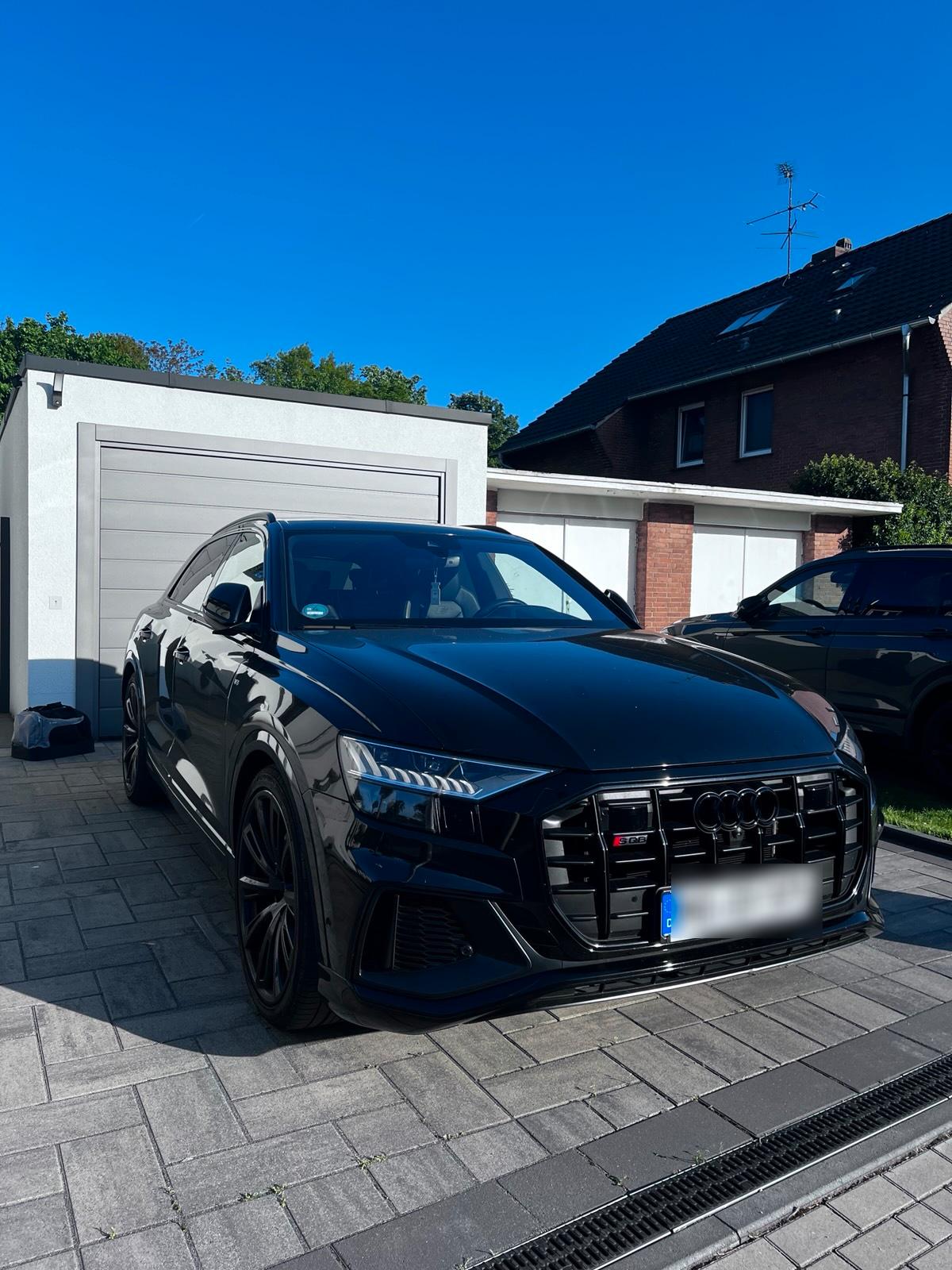 Abbildung des Autos Audi SQ8 V8 TDI B&O,Mass…