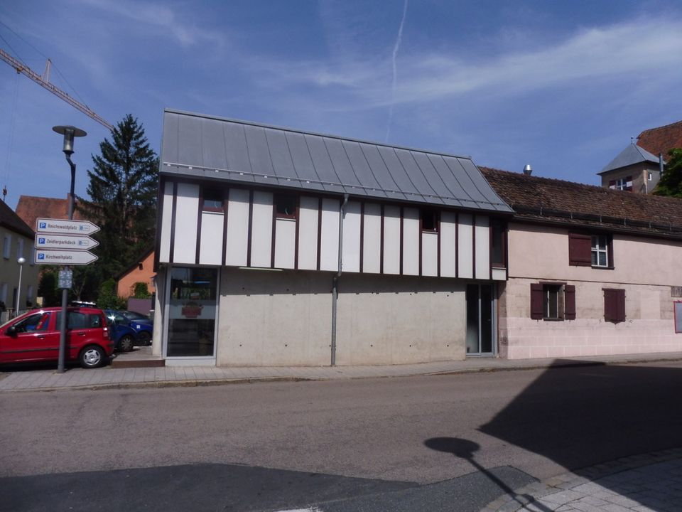 Wohn-und Geschäftshaus im Herzen von Feucht in Feucht