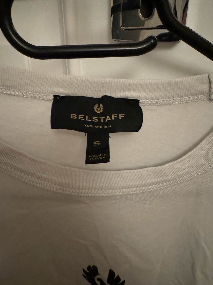 Original Belstaff Shirt Tshirt Größe S Weiß in Wolfsburg
