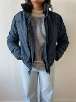 Jacke blau Hilfiger unisex Stuttgart - Stuttgart-Ost Vorschau