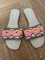 Esprit Sandalen 38 bunt Perlen Stuttgart - Stuttgart-Ost Vorschau