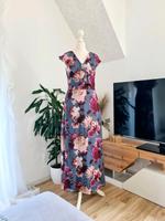 Wunderschönes Maxi Kleid v. Vila Gr. 36 grün bunt neu Nordrhein-Westfalen - Netphen Vorschau