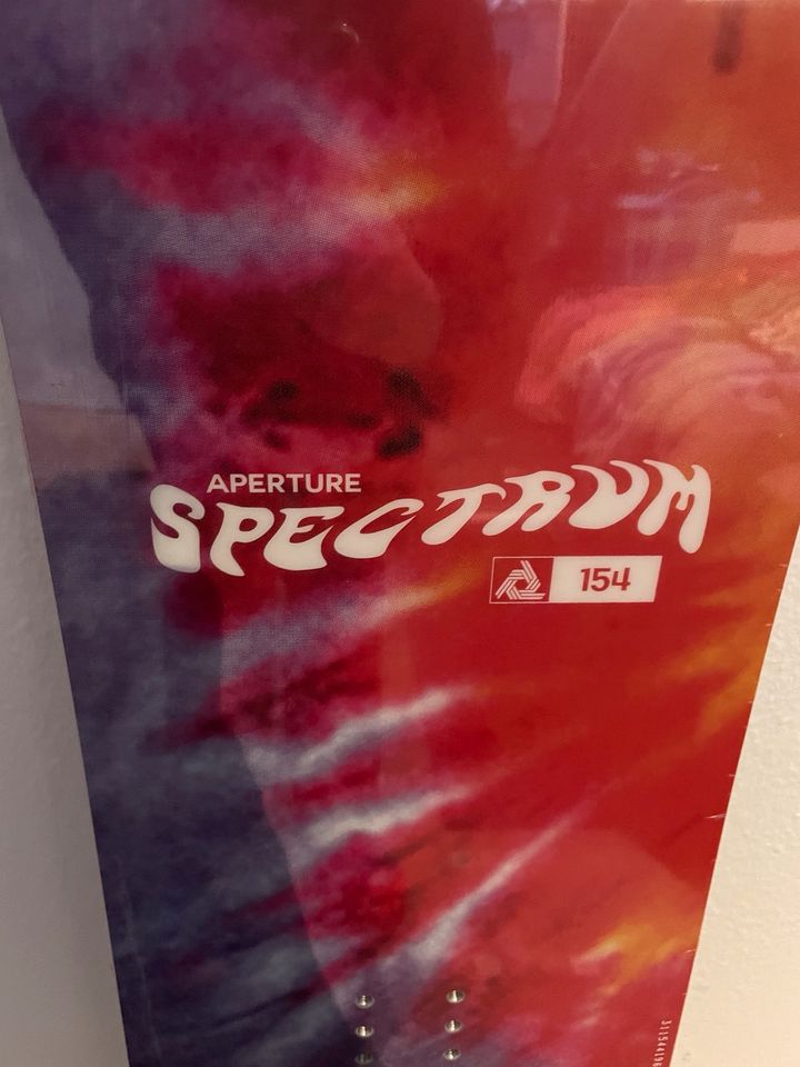 Snowboard NEU Spectrum in Hamburg