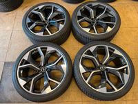 Audi RSQ8 Q8 295/35R23 Winterräder 4M8601025 Schwarz Chrom 10.5J Nordrhein-Westfalen - Minden Vorschau