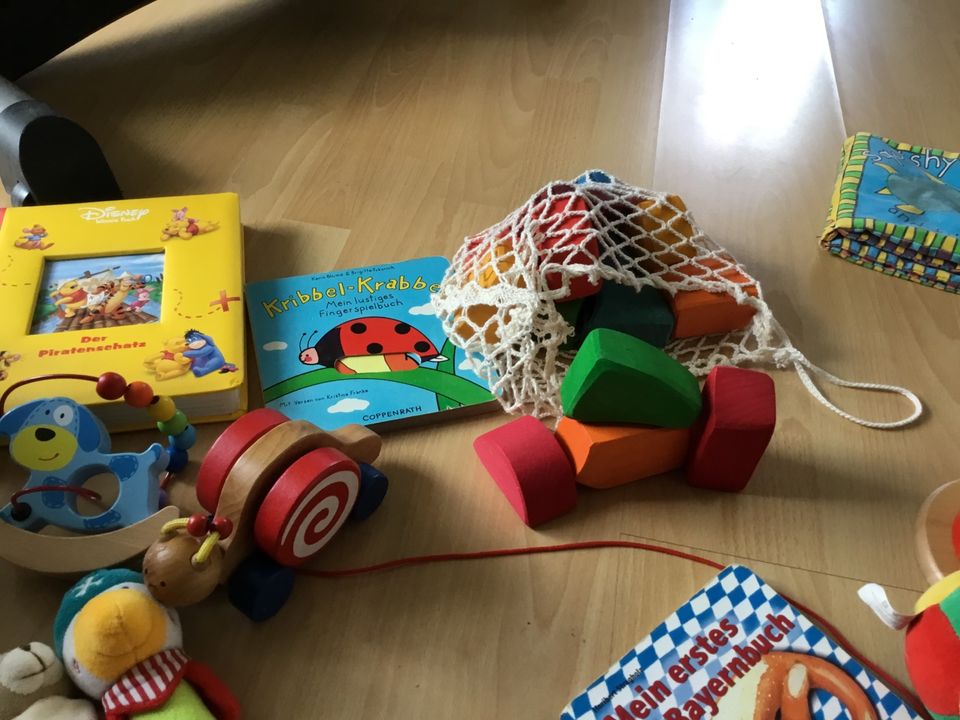 Baby Spielsachen gemischt in Bad Endorf