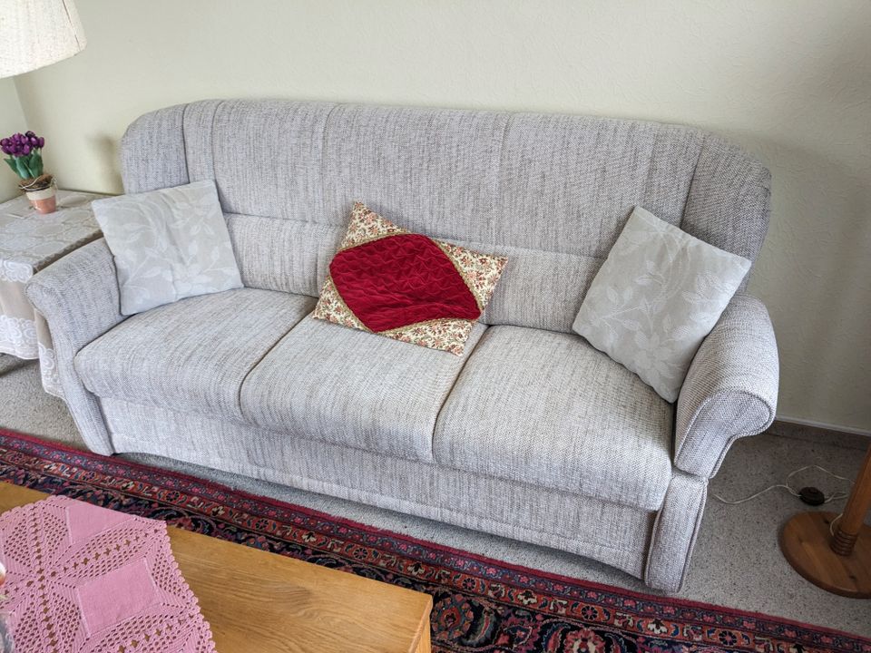 Sofa Couch 3 Sitzer, sehr gut erhalten in Wardenburg
