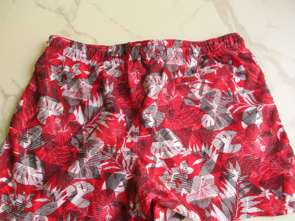 Sehr schöne Badehose / kurze Hose von Livergy Gr. 7XL, NEU in Laatzen