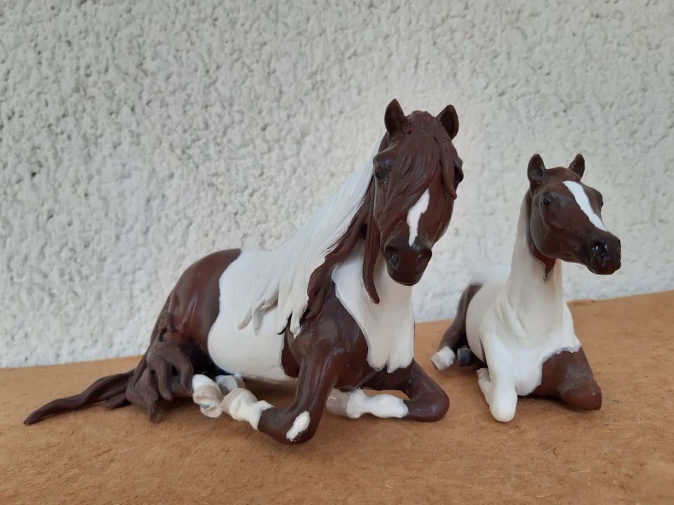 MODELLPFERDE BREYER MISTY MIT FOHLEN LIEGEND CM BOWMAN USA OOAK in Oberursel (Taunus)