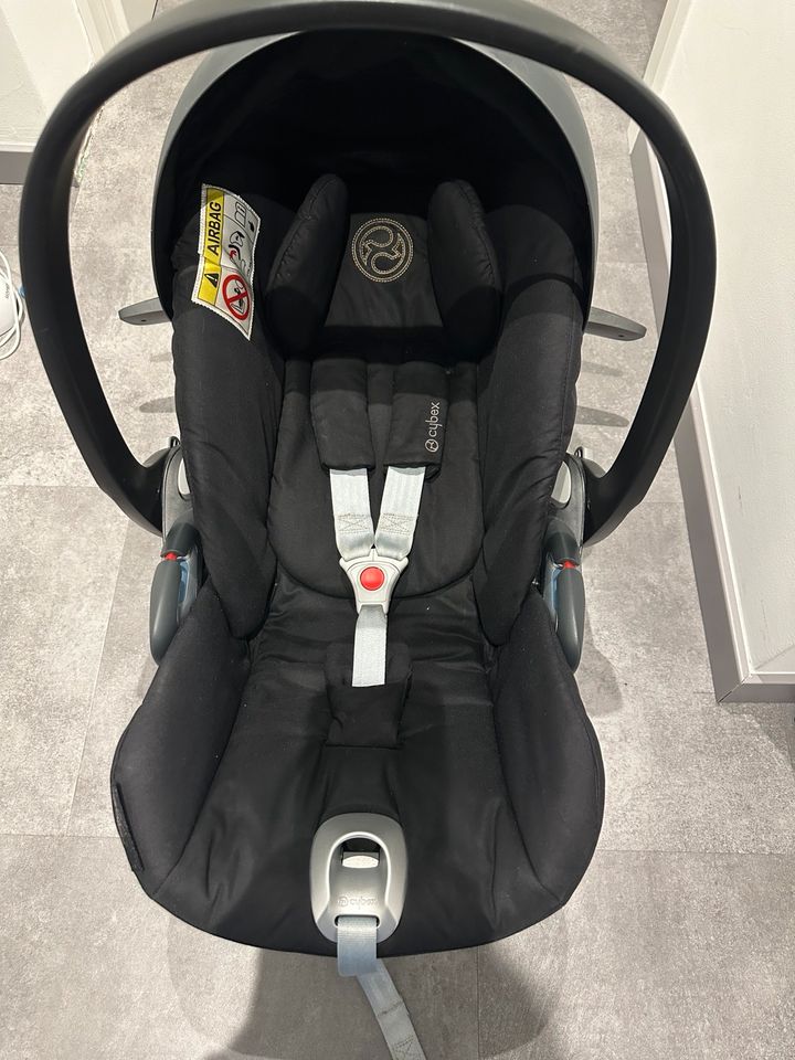 Cybex base Z i- Size infant carrier module in Duisburg