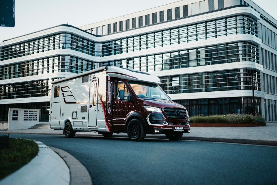 HYMER / ERIBA / HYMERCAR B - KLASSE BML - T 780 X DESERT YACHTS® #1OFF in Bielefeld