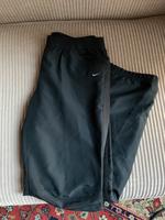 Schwarze Nike TrackHose (M) Mitte - Moabit Vorschau