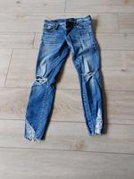 Jeans fast neu Sachsen - Markranstädt Vorschau