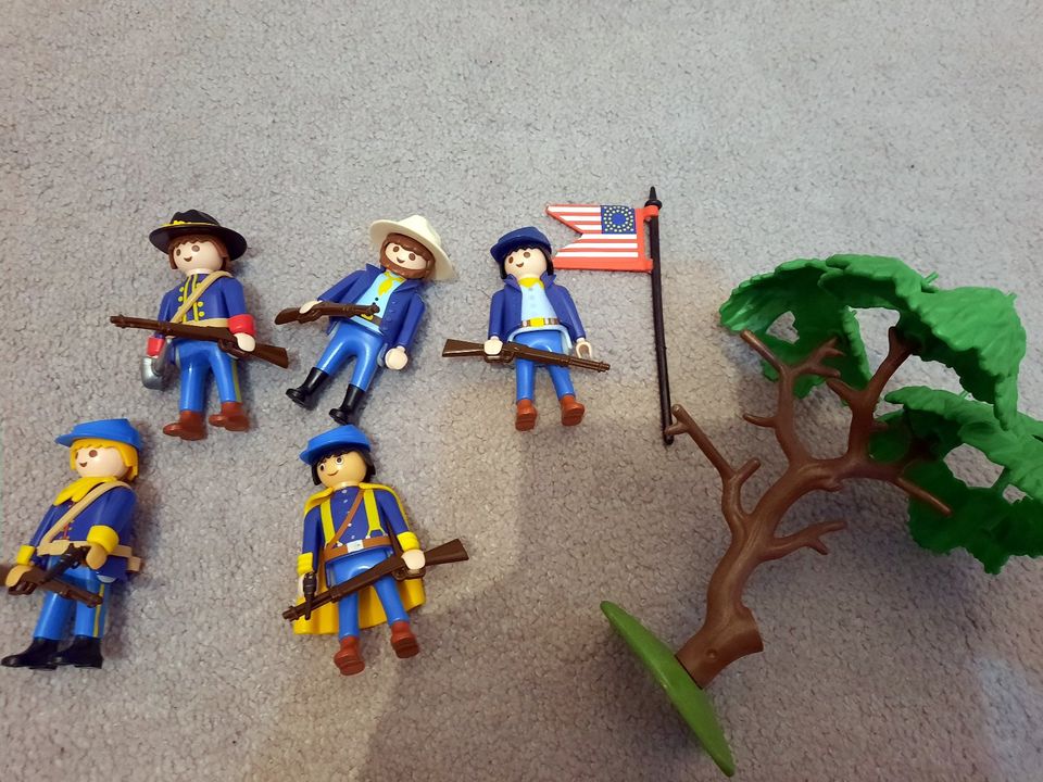 Playmobil Western Sammlung: Nordstaatler 5x Figuren, Zubehör in Suhlendorf